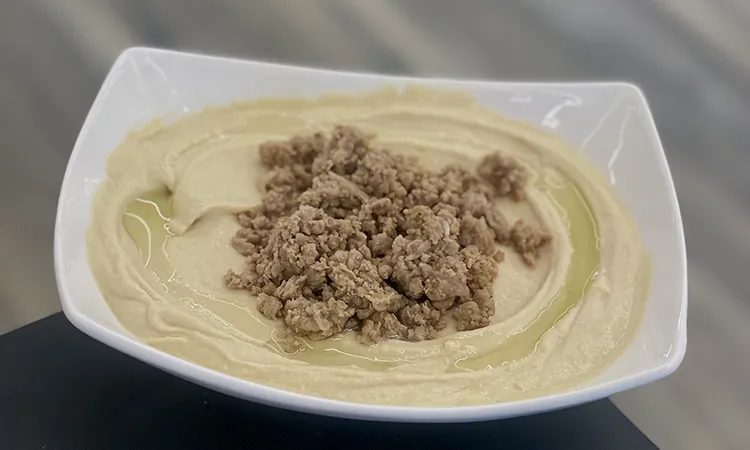 Hummus with Meat