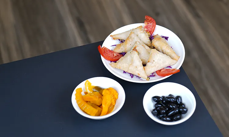 Cheese Samosa (10 pieces)